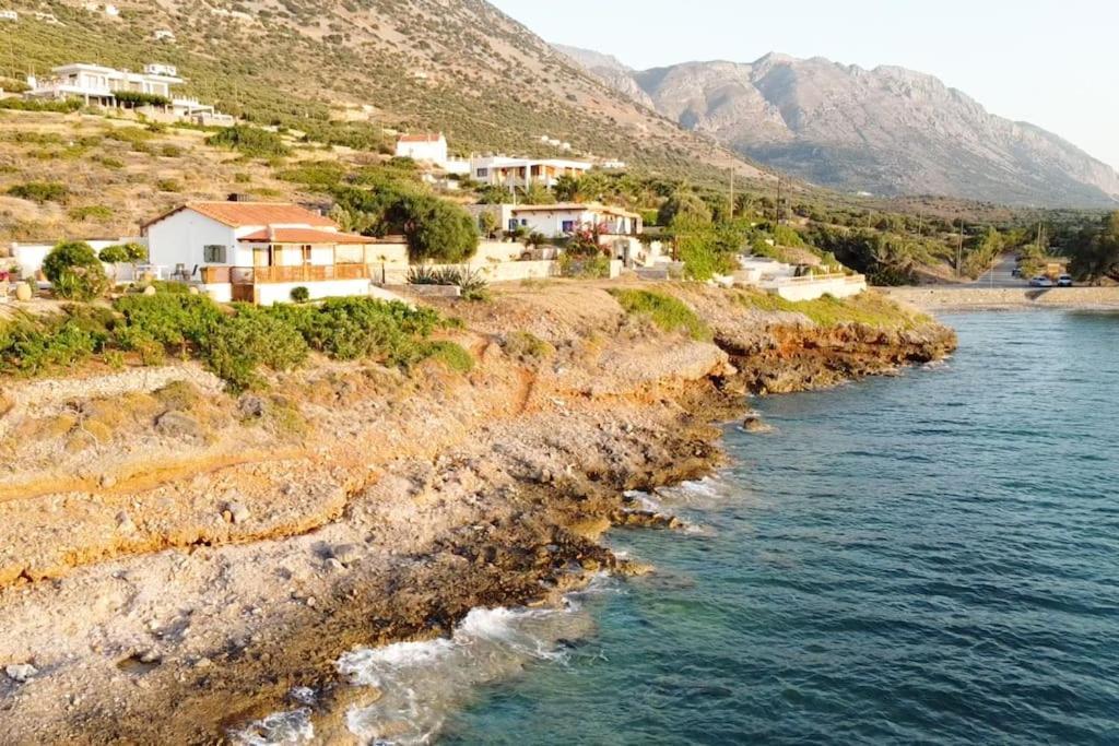 Santa Maria - Seaside Serenity Ierápetra Eksteriør billede